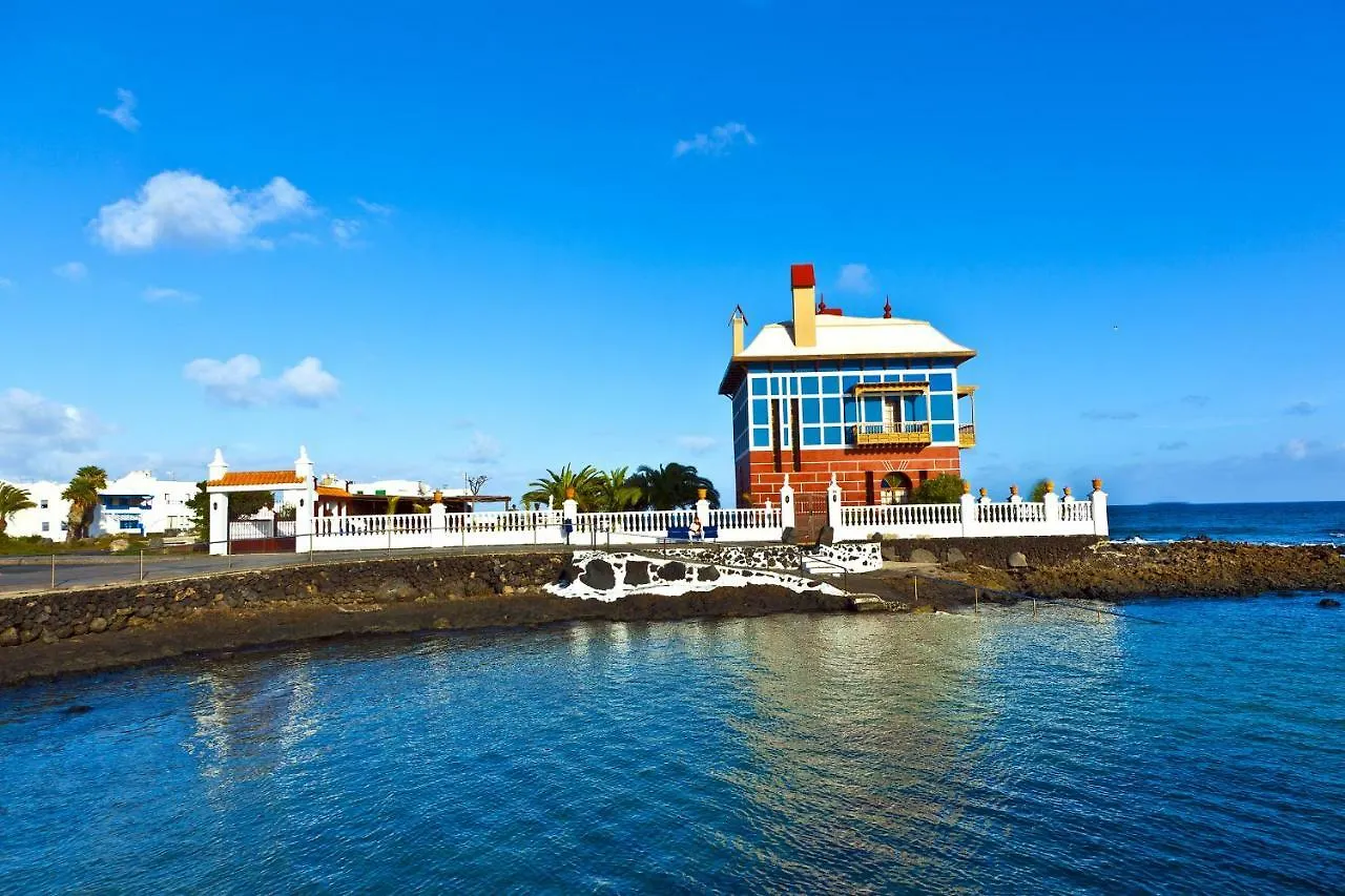 Eco Fisherman'S Seafront Cottage - Fantastic Views - Private Courtyard Arrieta